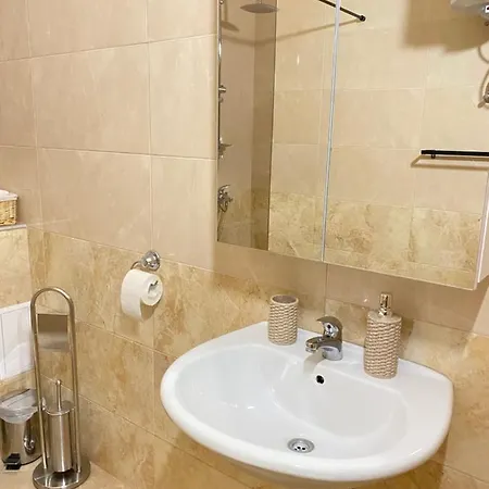 Διαμέρισμα уютен в сърцето на прекрасен град Βάρνα
